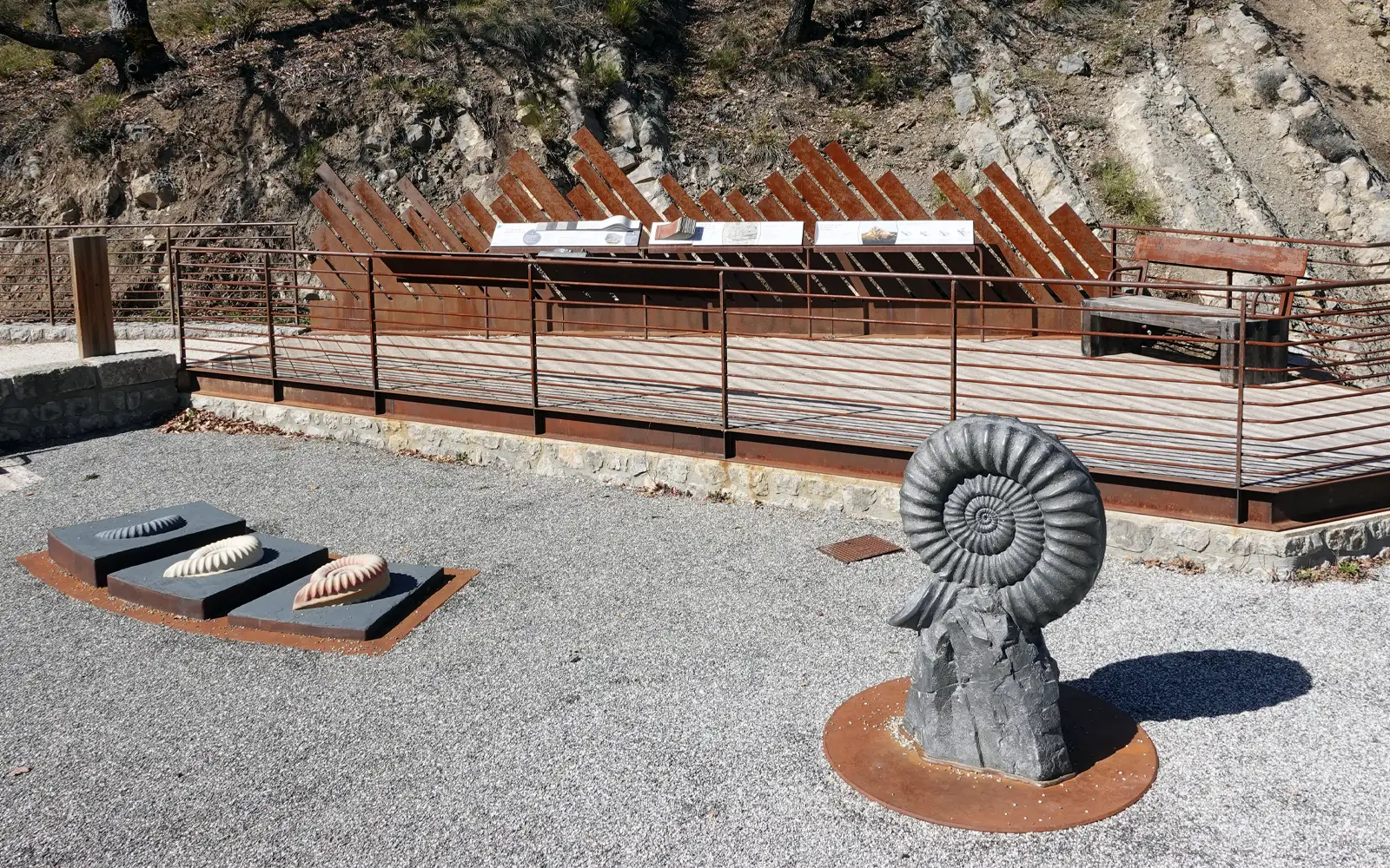 Signalétique d’interprétation de la Dalle aux Ammonites