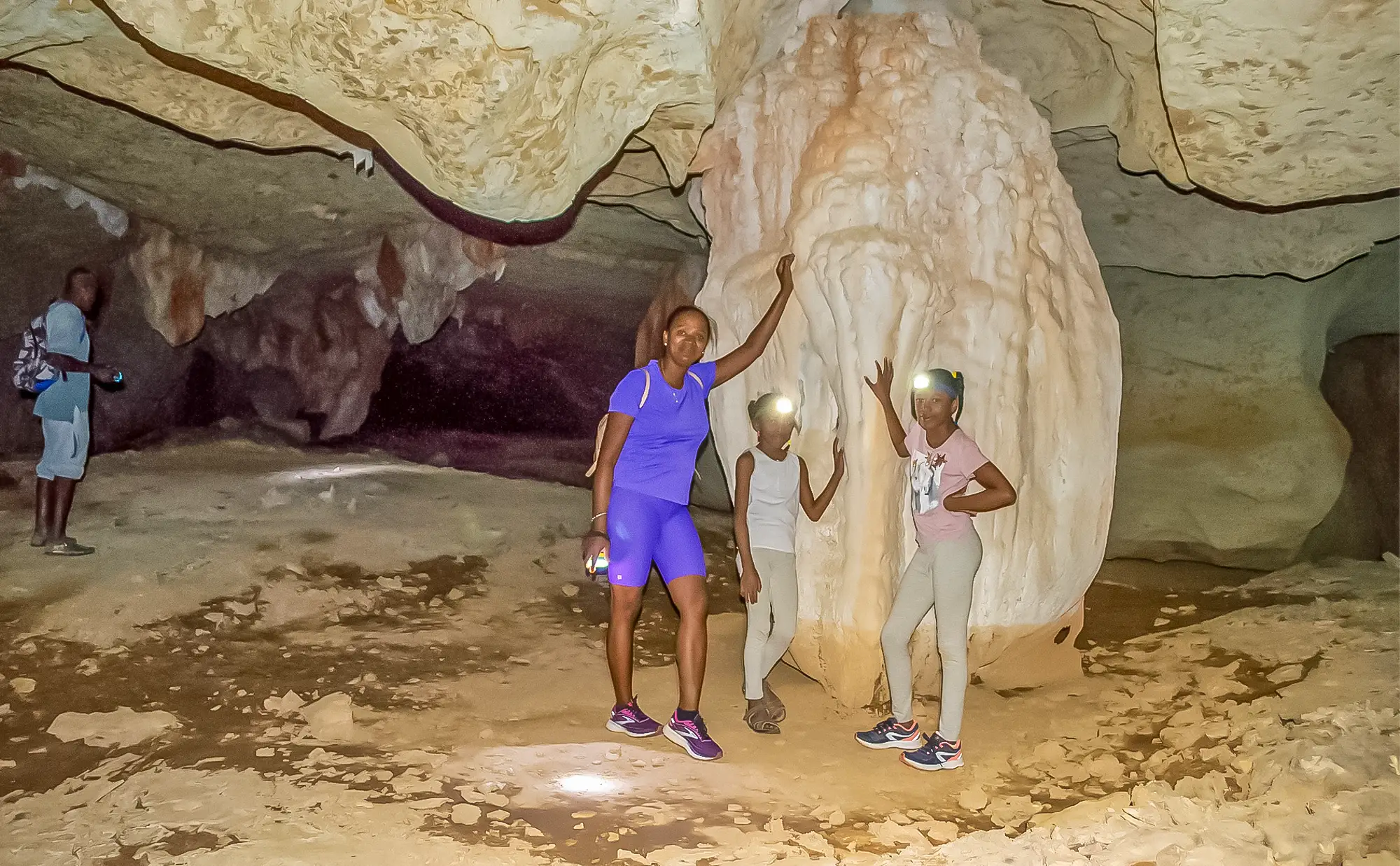 Parcours de découverte entre grottes et Tsingy — vue 6